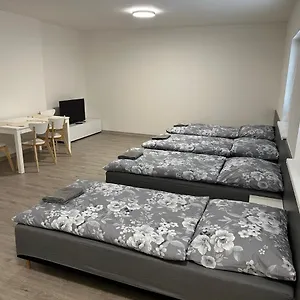 zkontrolujte dostupnost